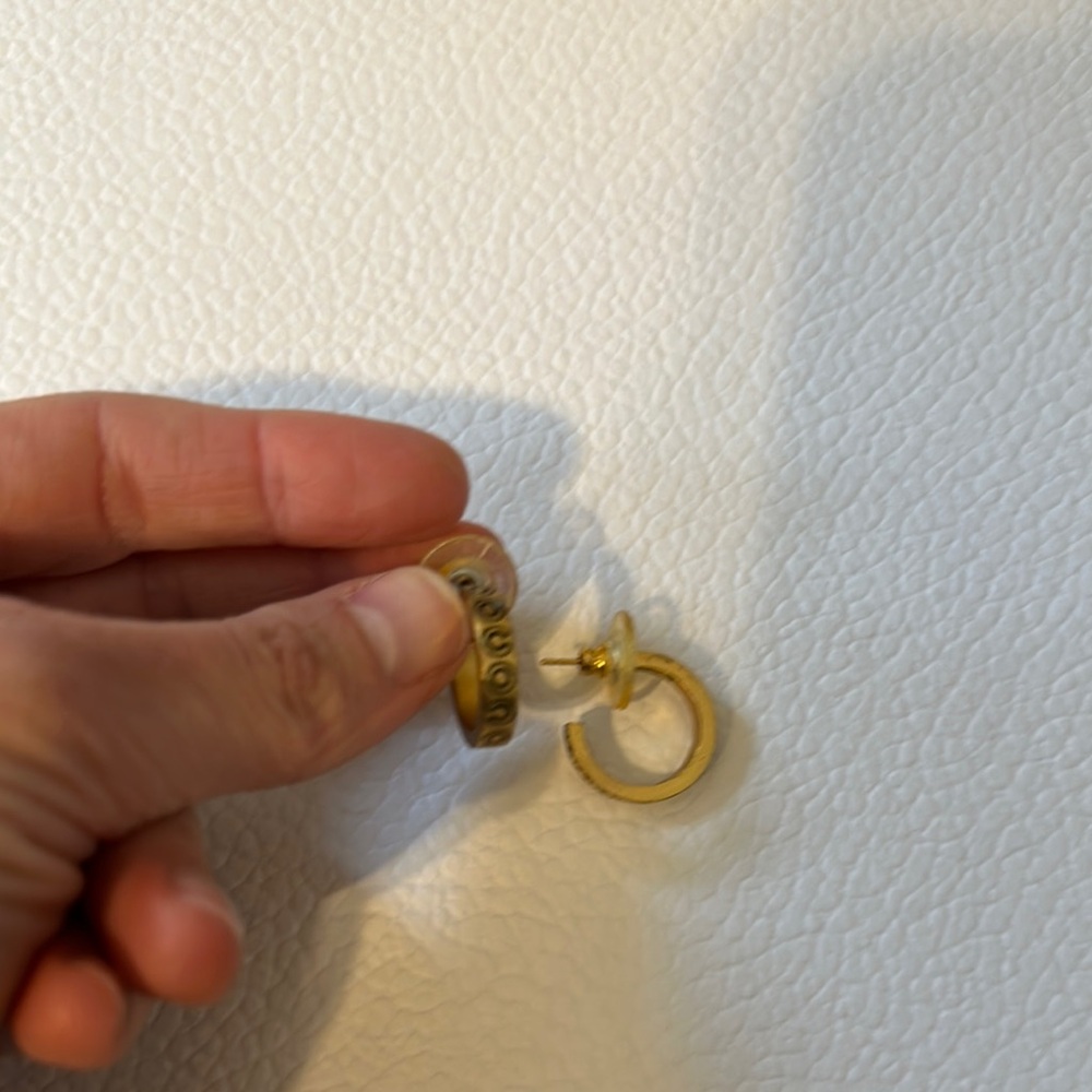 CHANEL Gold Open Circle Earrings